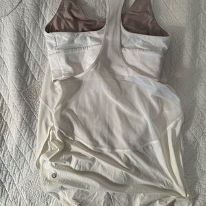LULULEMON TOP